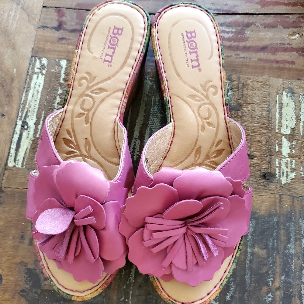 Born wedge sandals size 8 / 39